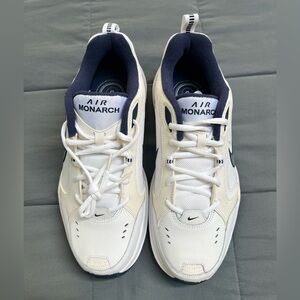 Nike Air Monarch Men's Running Shoes Size 11
